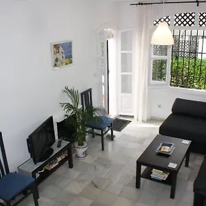 https://casa-lesley-anne.hotelsinnerja.org